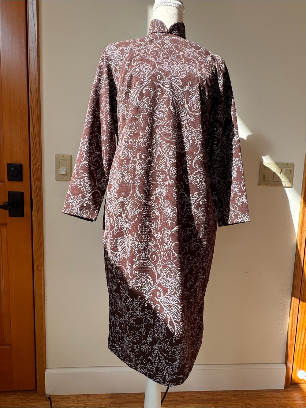 Brown Floral-Scroll Long Sleeve Midi Dress Vintage